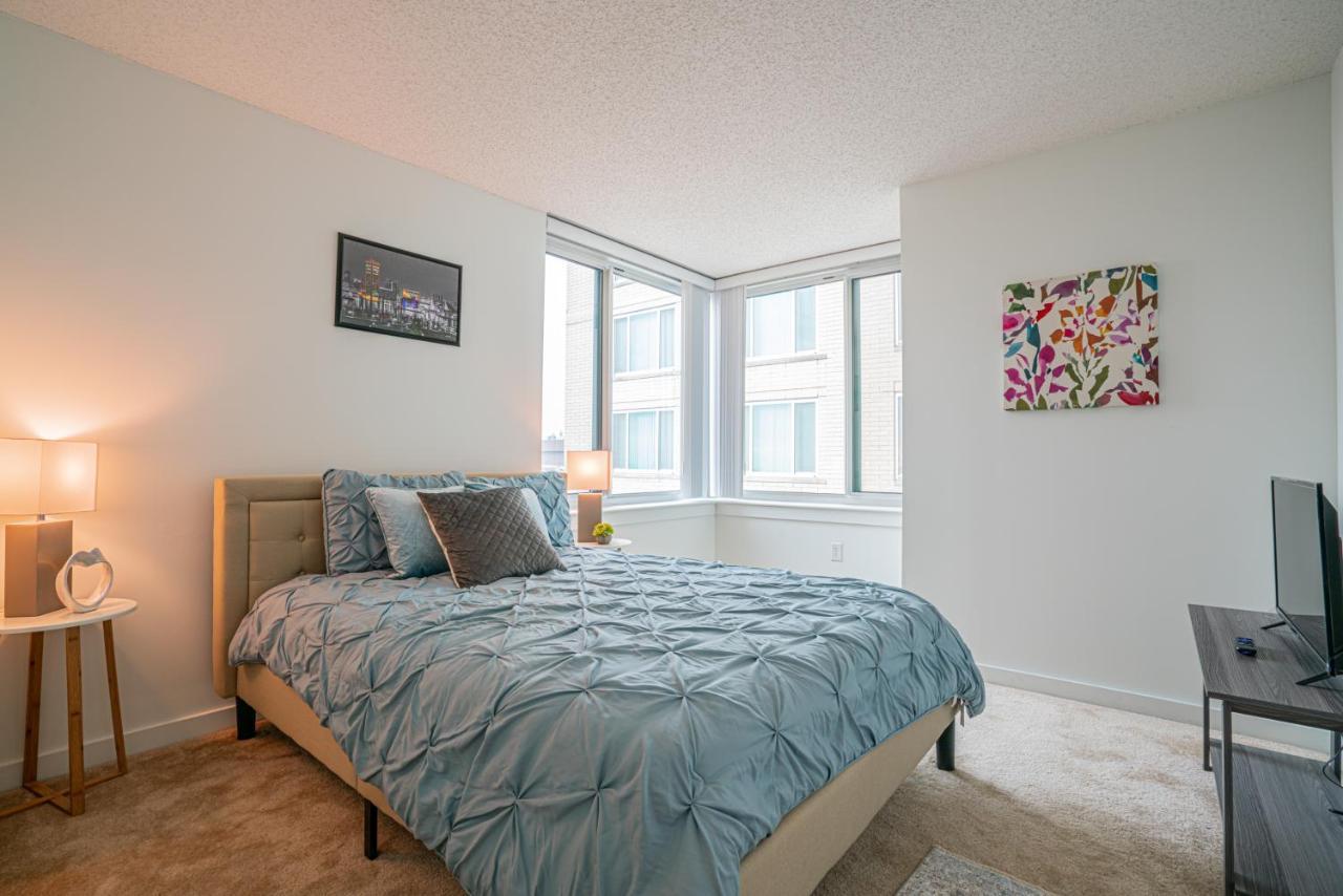 Heaven On Baltimore Downtown Fully Furnished Apartments ภายนอก รูปภาพ